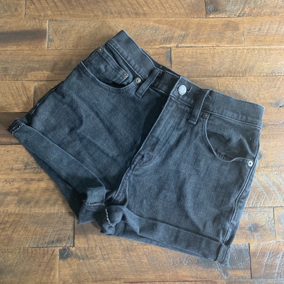 Madewell Pants - MADEWELL black high waisted shorts